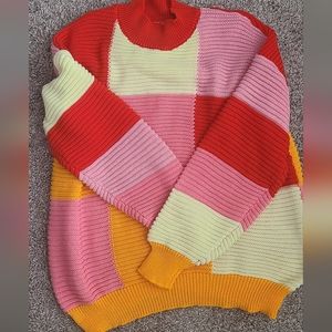 Light and bright checkered Sweater
